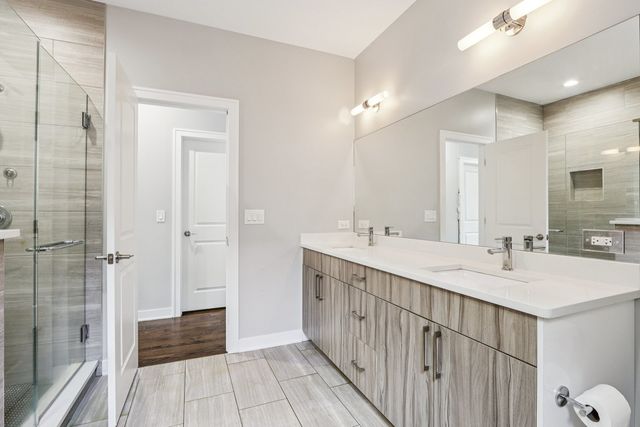 3811 S Albany Avenue, Chicago, IL 60632