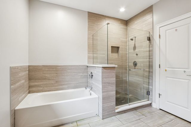 3811 S Albany Avenue, Chicago, IL 60632