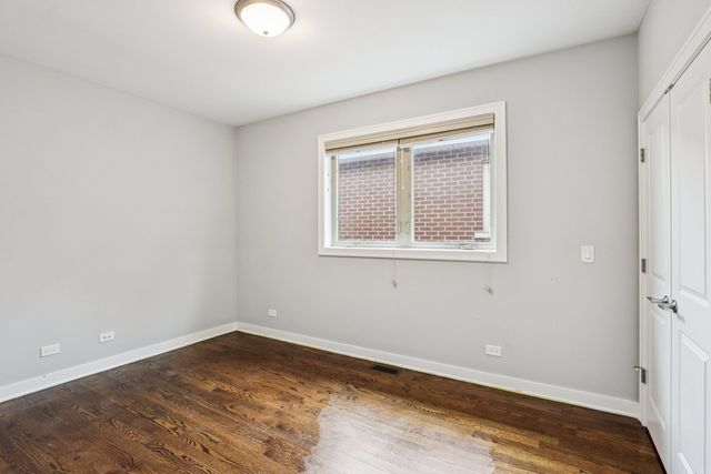 3811 S Albany Avenue, Chicago, IL 60632