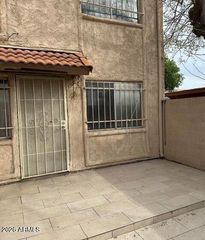 4250 N 68TH Avenue, Phoenix, AZ 85033
