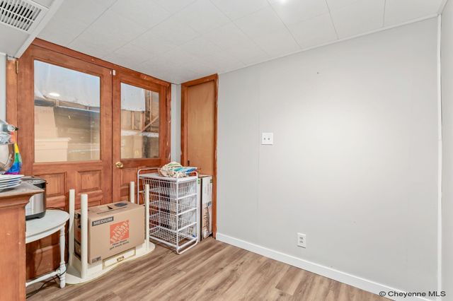 2960 HENDERSON DR, Cheyenne, WY 82001