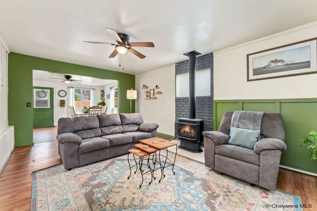 2960 HENDERSON DR, Cheyenne, WY 82001
