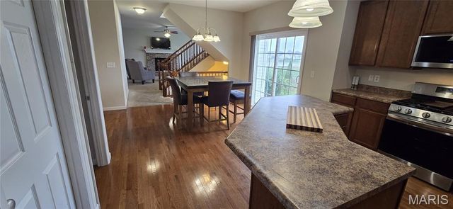 753 Willow Spring Hill Drive, Fairview Heights, IL 62208