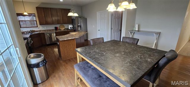 753 Willow Spring Hill Drive, Fairview Heights, IL 62208