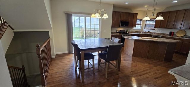 753 Willow Spring Hill Drive, Fairview Heights, IL 62208