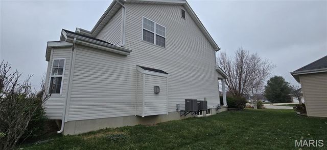 753 Willow Spring Hill Drive, Fairview Heights, IL 62208