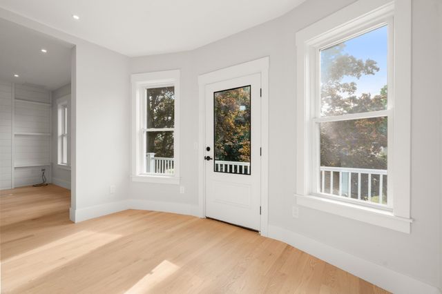 164 Church Street 164, Watertown, MA 02472