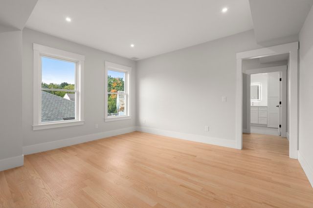 164 Church Street 164, Watertown, MA 02472