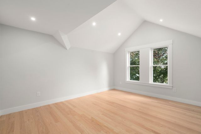 164 Church Street 164, Watertown, MA 02472