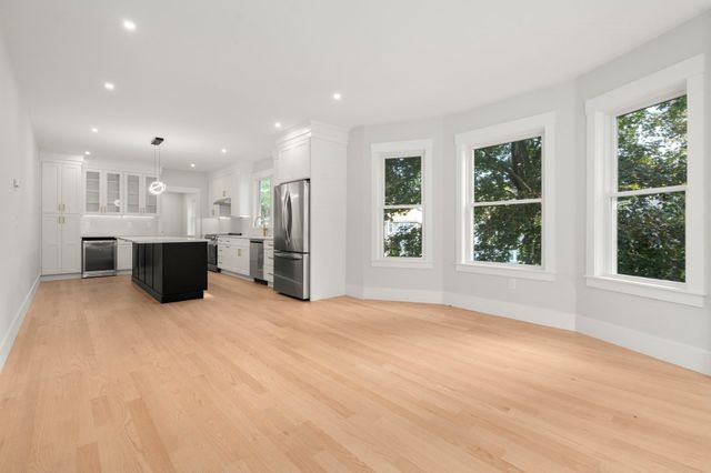 164 Church Street 164, Watertown, MA 02472
