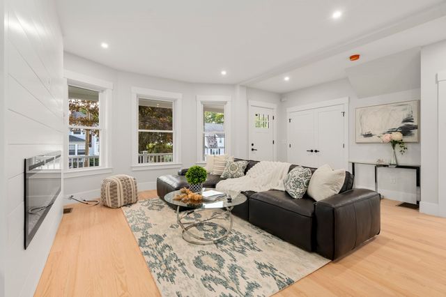 164 Church Street 164, Watertown, MA 02472