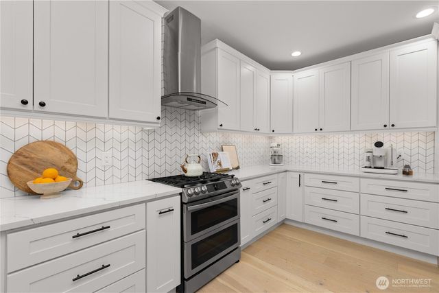 34650 25th Avenue SW, Federal Way, WA 98023