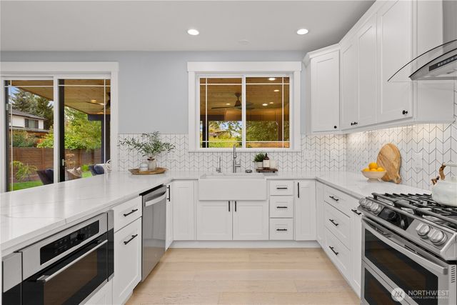 34650 25th Avenue SW, Federal Way, WA 98023