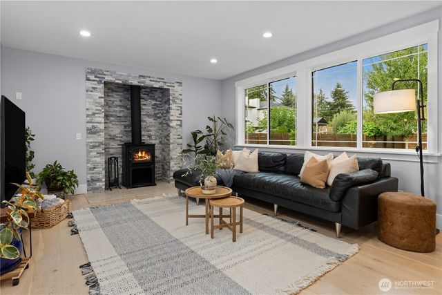 34650 25th Avenue SW, Federal Way, WA 98023