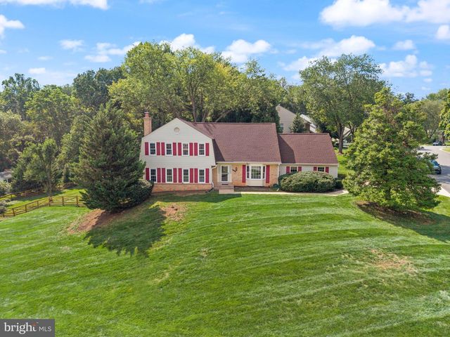 1824 ABBEY OAK DR, Vienna, VA 22182