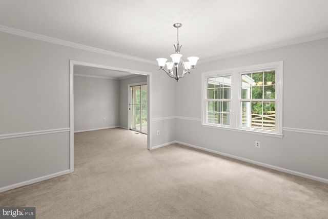 1824 ABBEY OAK DR, Vienna, VA 22182