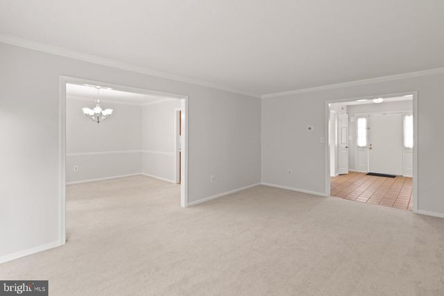 1824 ABBEY OAK DR, Vienna, VA 22182