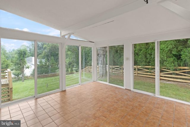 1824 ABBEY OAK DR, Vienna, VA 22182
