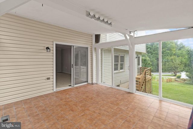 1824 ABBEY OAK DR, Vienna, VA 22182