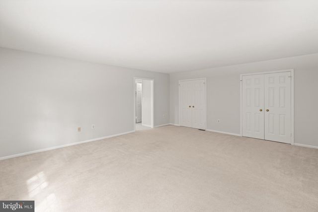 1824 ABBEY OAK DR, Vienna, VA 22182