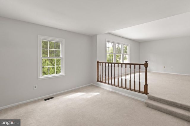 1824 ABBEY OAK DR, Vienna, VA 22182