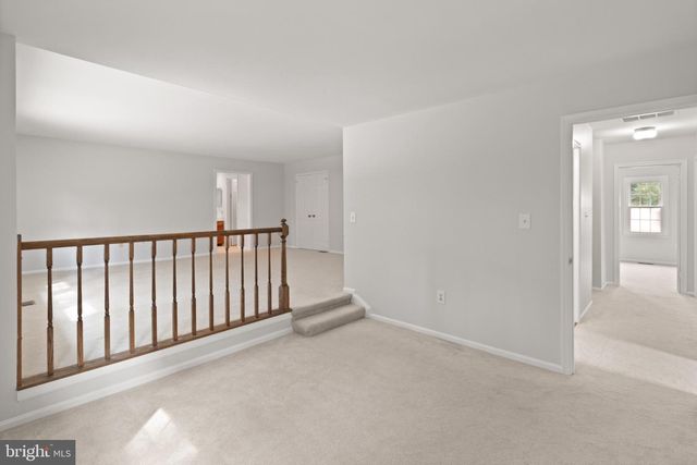 1824 ABBEY OAK DR, Vienna, VA 22182