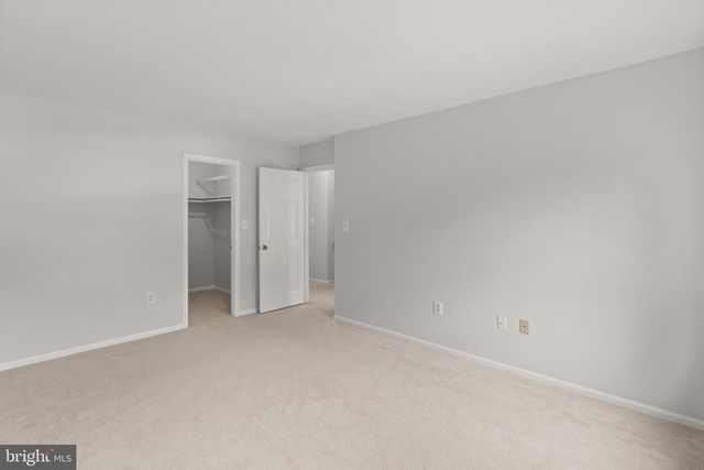 1824 ABBEY OAK DR, Vienna, VA 22182
