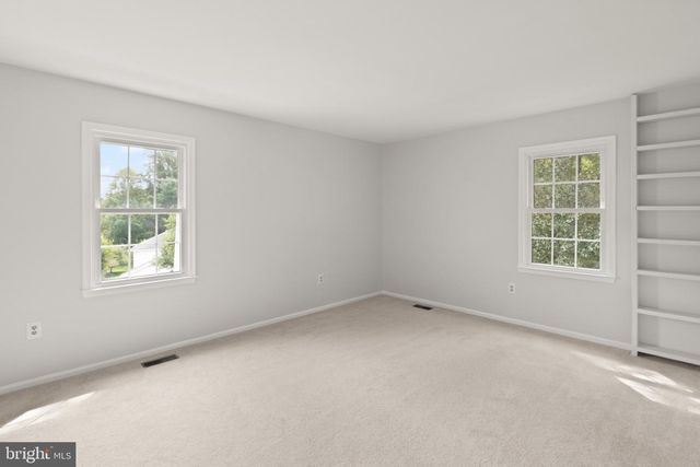 1824 ABBEY OAK DR, Vienna, VA 22182