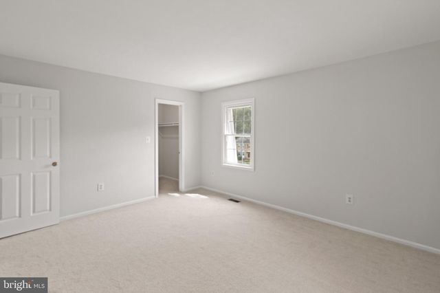 1824 ABBEY OAK DR, Vienna, VA 22182