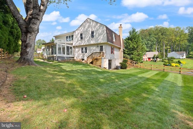 1824 ABBEY OAK DR, Vienna, VA 22182
