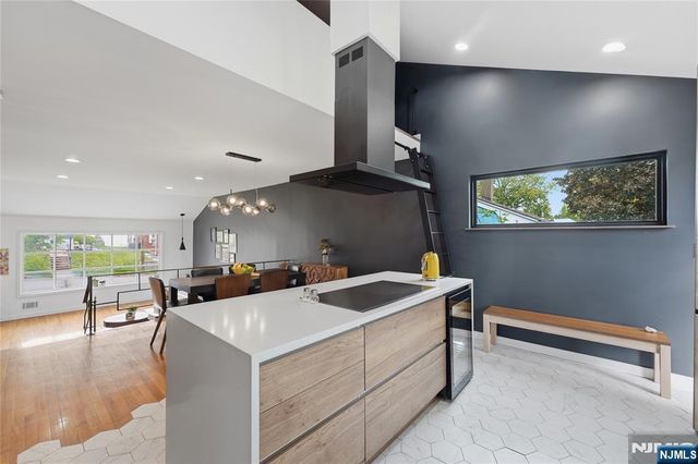 17 Arthur Drive, Rutherford, NJ 07070