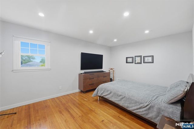 17 Arthur Drive, Rutherford, NJ 07070