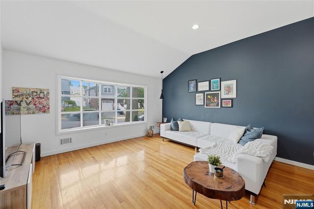 17 Arthur Drive, Rutherford, NJ 07070
