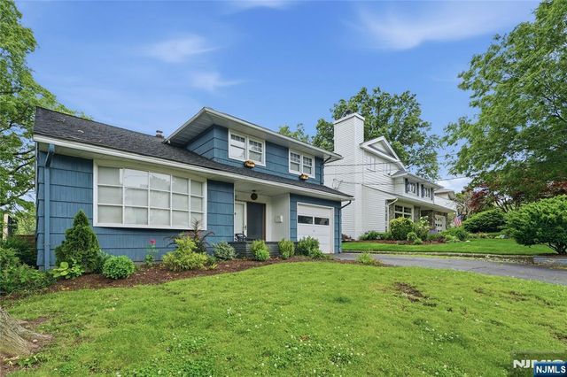 17 Arthur Drive, Rutherford, NJ 07070