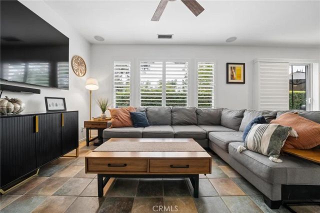 24367 Alyssum, Valencia, CA 91354
