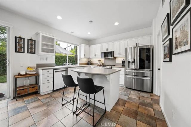 24367 Alyssum, Valencia, CA 91354