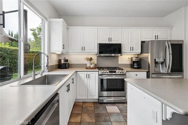 24367 Alyssum, Valencia, CA 91354