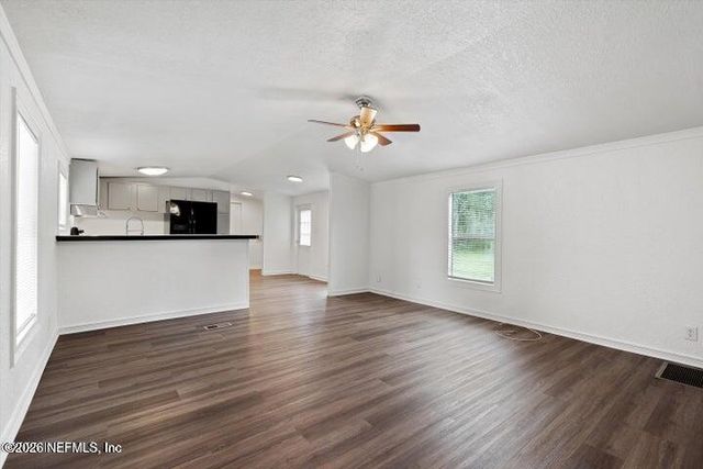 123 MCCALLMAN Road, Jacksonville, FL 32218