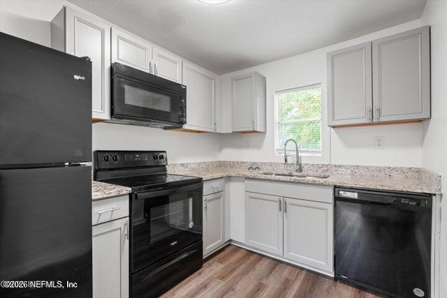 123 MCCALLMAN Road, Jacksonville, FL 32218