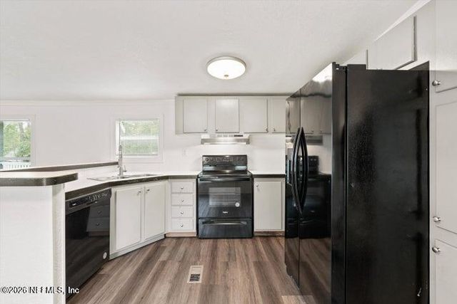123 MCCALLMAN Road, Jacksonville, FL 32218