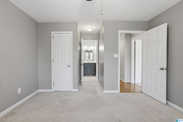 211 CLAIRMONT ROAD, Sterrett, AL 35147