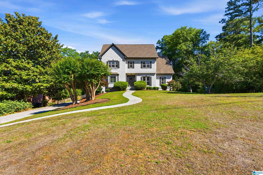 211 CLAIRMONT ROAD, Sterrett, AL 35147