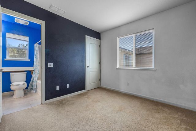 1612 Hearthsong Dr, Manteca, CA 95337
