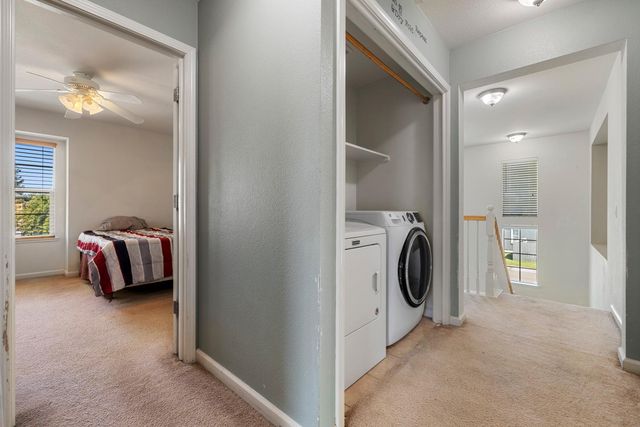 1612 Hearthsong Dr, Manteca, CA 95337