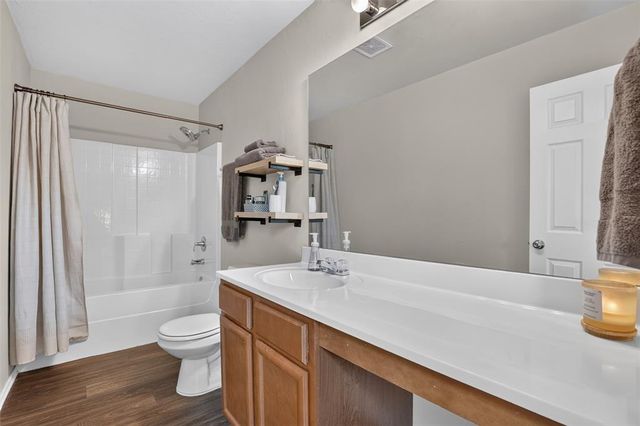 420 NE 19th Place, Newcastle, OK 73065
