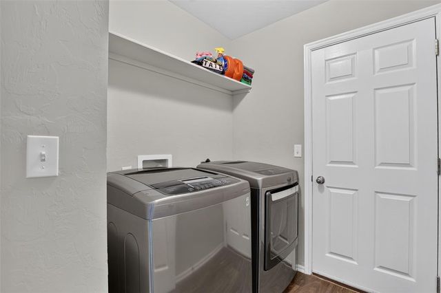 420 NE 19th Place, Newcastle, OK 73065