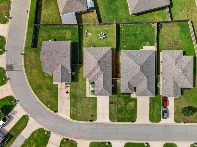420 NE 19th Place, Newcastle, OK 73065