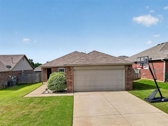 420 NE 19th Place, Newcastle, OK 73065