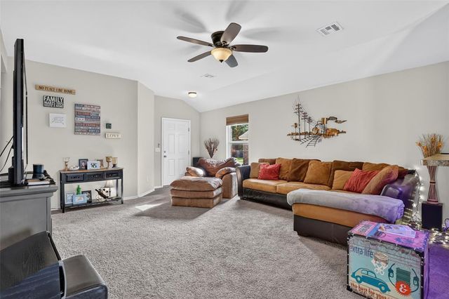 420 NE 19th Place, Newcastle, OK 73065