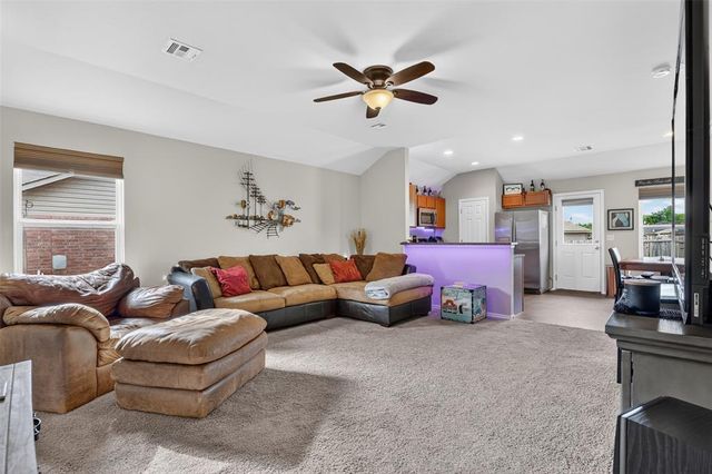 420 NE 19th Place, Newcastle, OK 73065